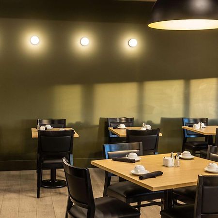 Doubletree By Hilton Calgary North Hotel Kültér fotó