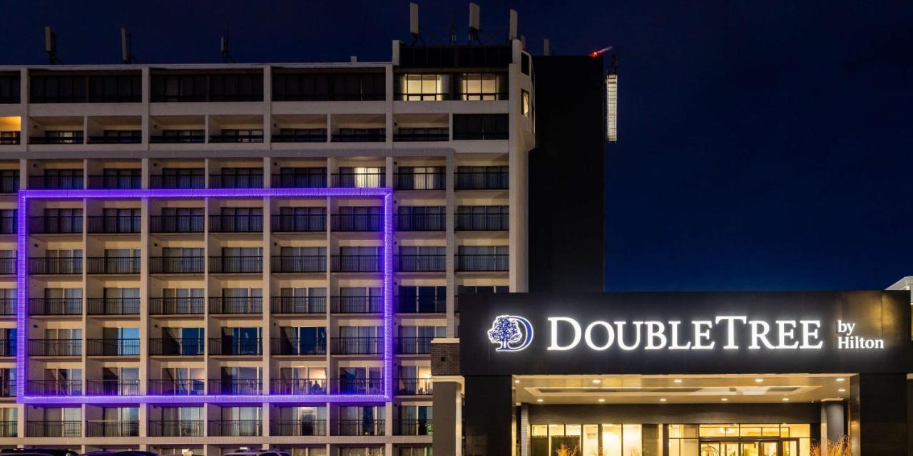 Doubletree By Hilton Calgary North Hotel Kültér fotó