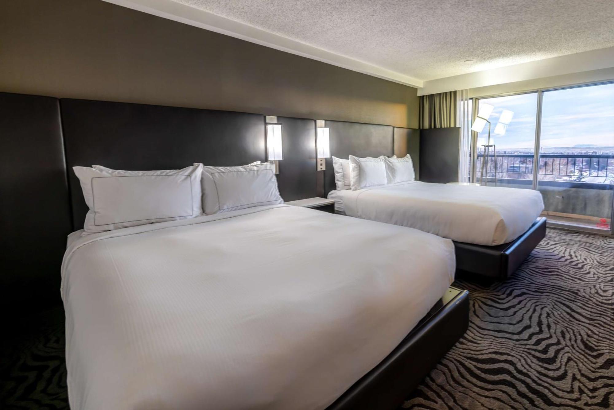 Doubletree By Hilton Calgary North Hotel Kültér fotó