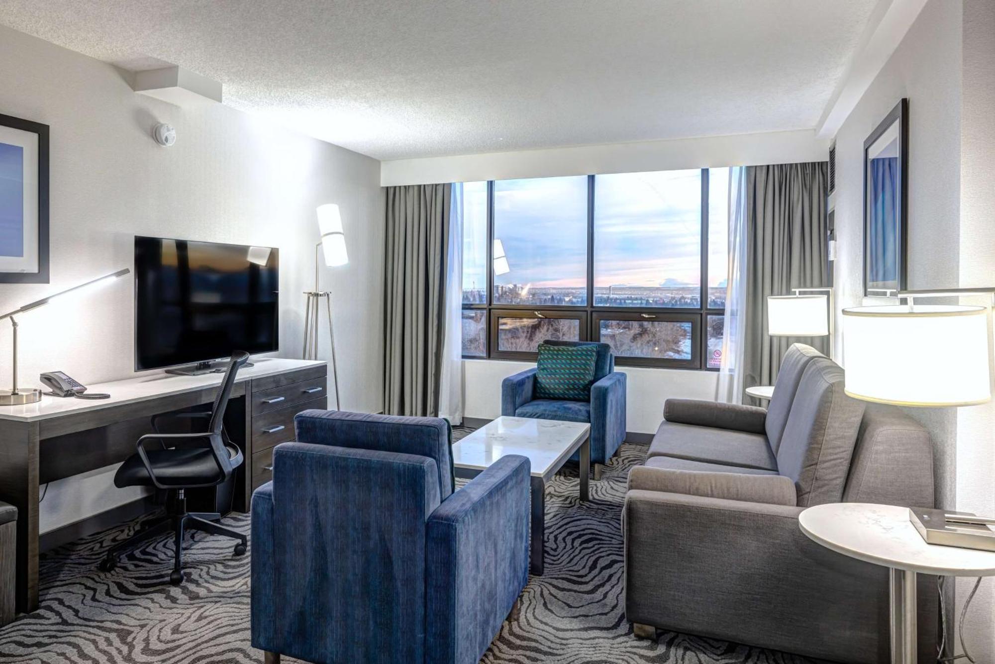 Doubletree By Hilton Calgary North Hotel Kültér fotó