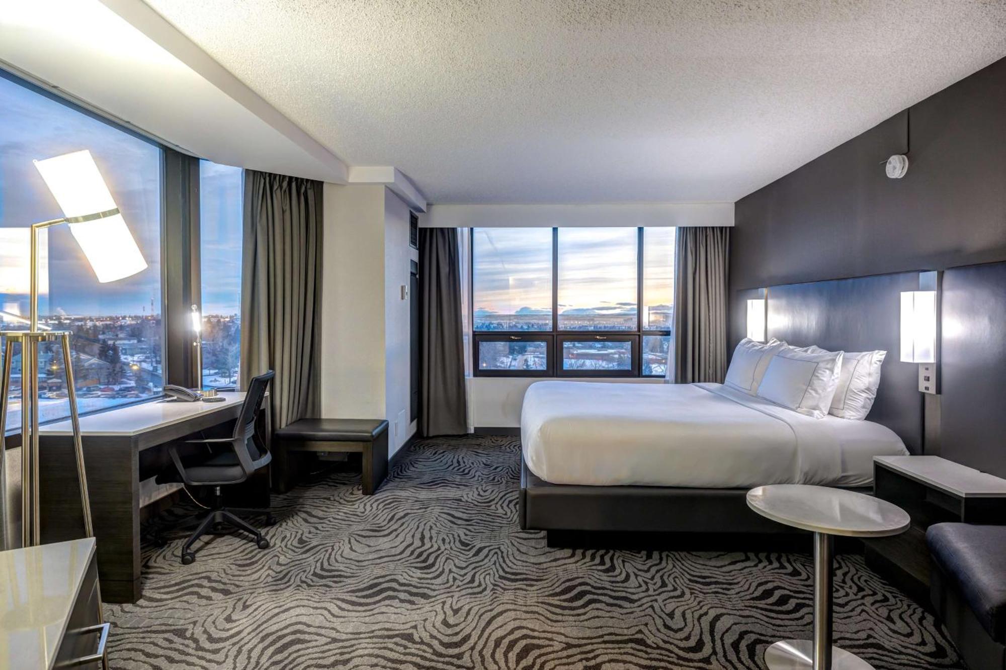 Doubletree By Hilton Calgary North Hotel Kültér fotó